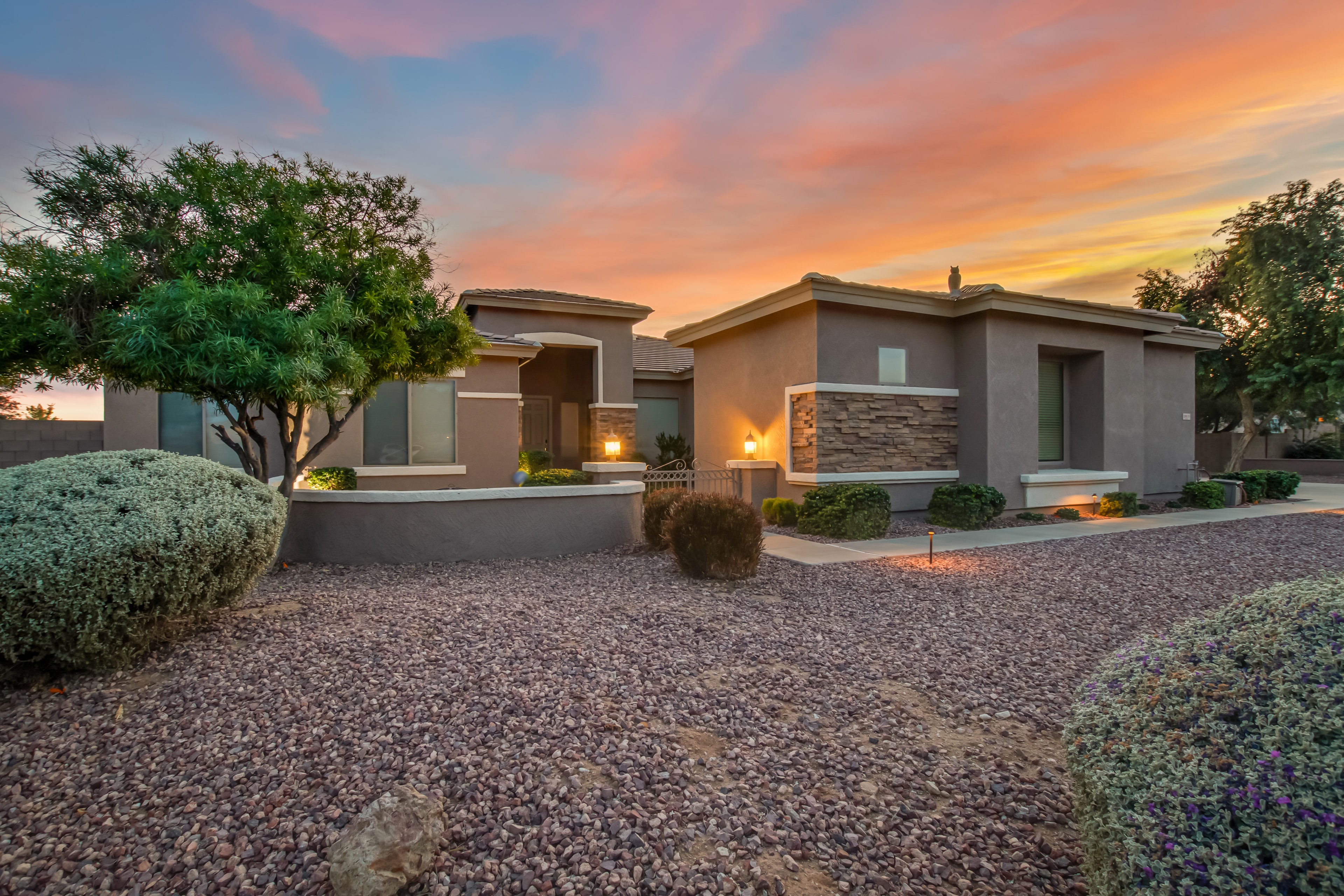 Single level homes in Arizona